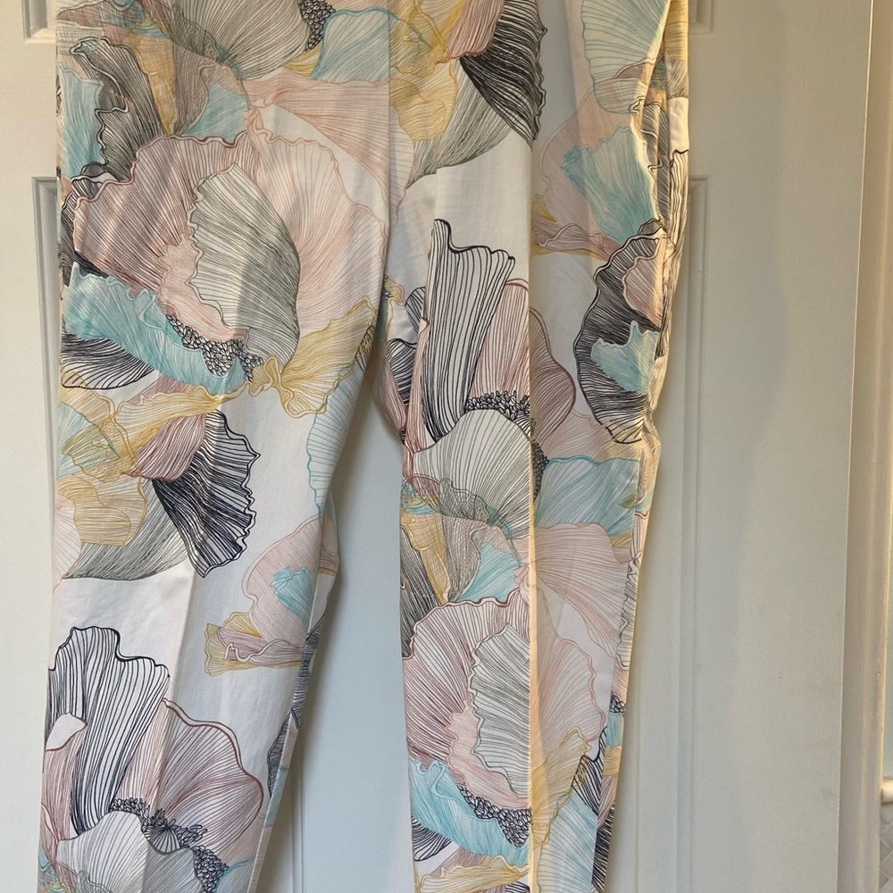 Chico's Multicolor Wave-Print Ankle Pants